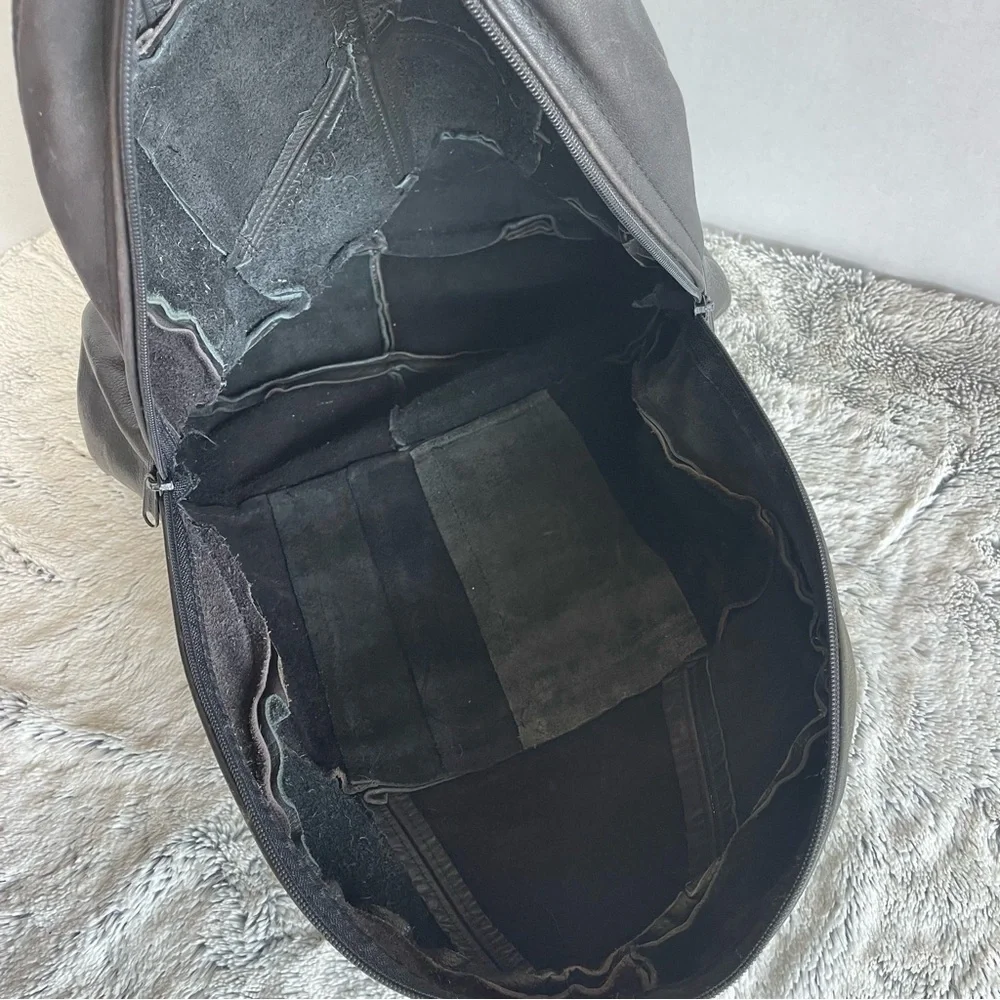 Handmade Soft Leather Men’s Backpack - Black